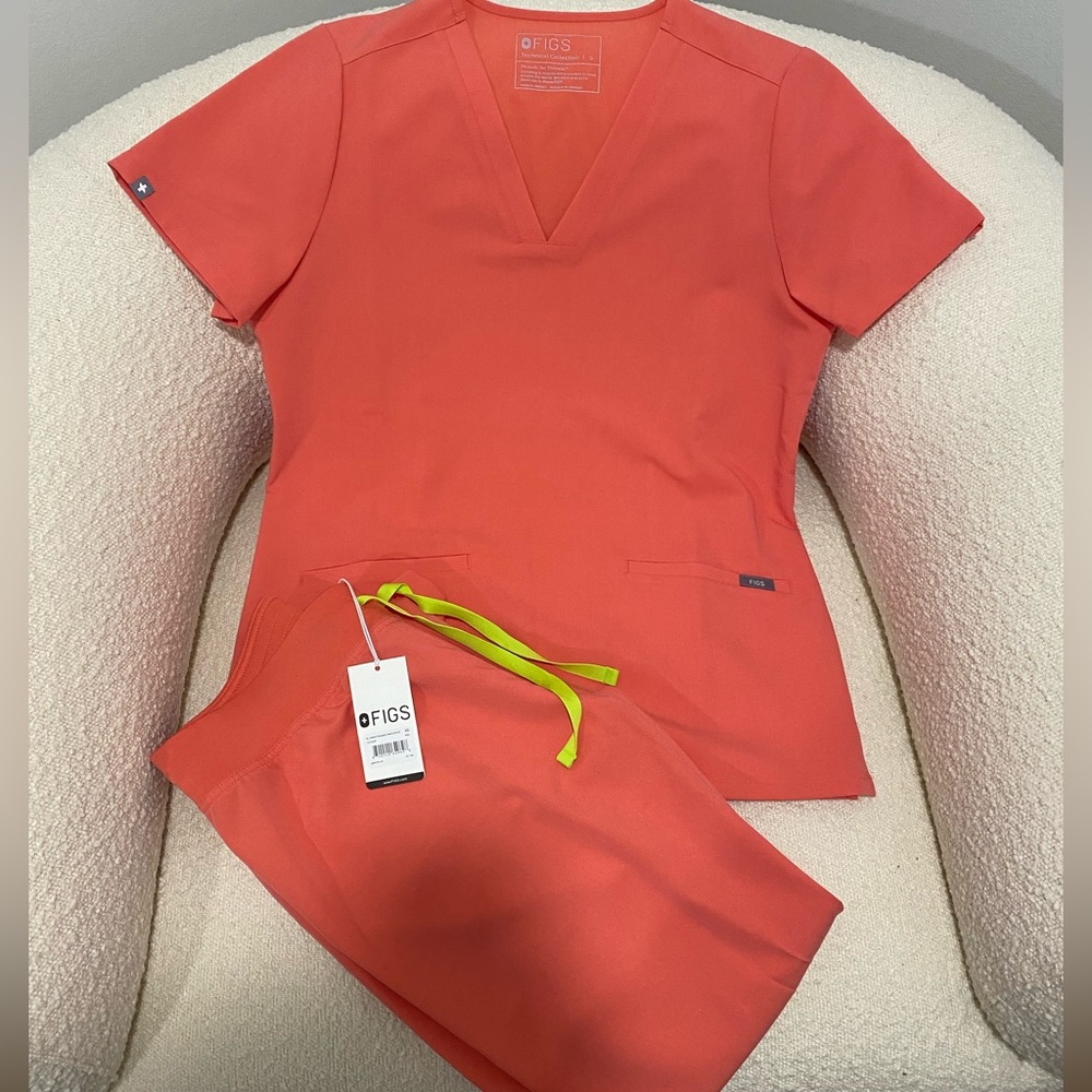 Figs hot Coral set (or individual top + pants)